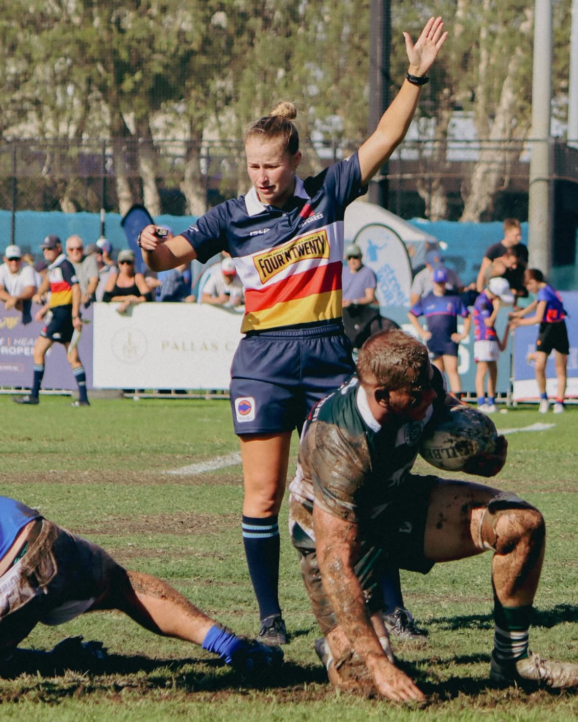 ON-FIELD BUNDLE - FEMALE